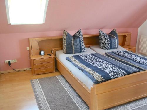 Ένα ή περισσότερα κρεβάτια σε δωμάτιο στο Family-Friendly Stay in Alt Bukow
