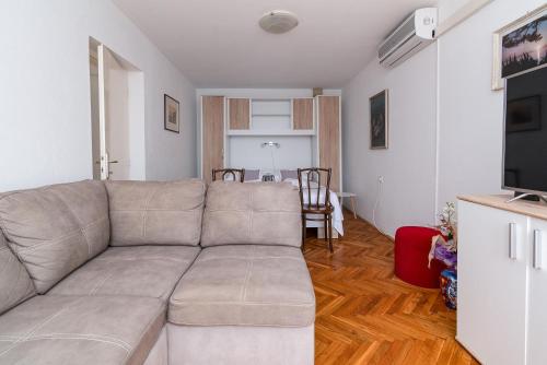 Apartments by the sea Crikvenica - 21501