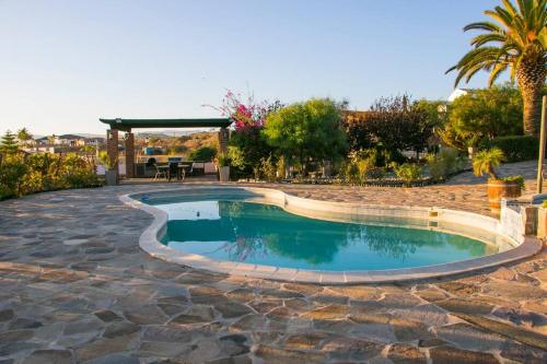 Bazén v ubytování Suite Romántica Valle de Guadalupe Pool & BBQ nebo v jeho okolí