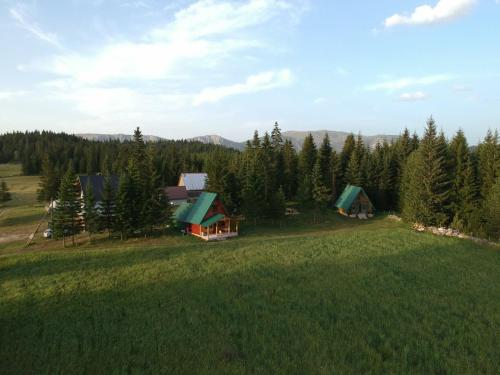 Gallery image of Eco Village Podgora Household Kaljevic in Žabljak