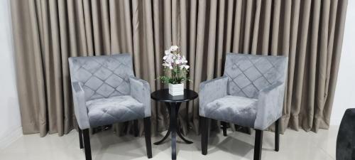 Χώρος καθιστικού στο Homestay Kota Bharu ONE SERIBONG near Mydin mall Tunjong & Wakaf Che Yeh