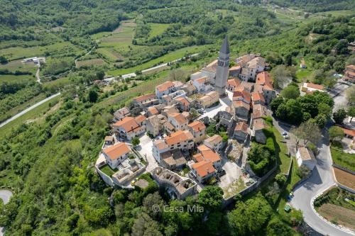 an aerial view of a small village with houses at Casa Mia in Pićan