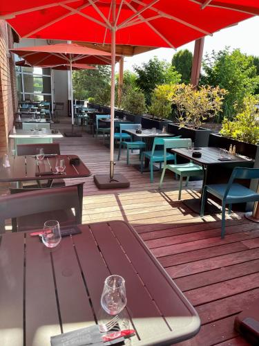 Restaurant ou autre lieu de restauration dans l'établissement Hôtel Mercure Lille Aéroport