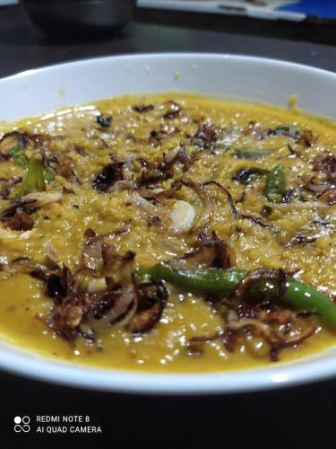ホテルの敷地内または近くでの食事または食べ物