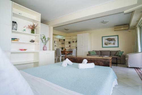Endless Blue Studio in Glyfada
