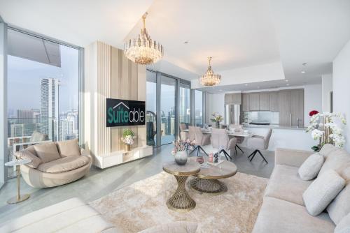 Majestic 3-Bed apartment w stunning Marina views