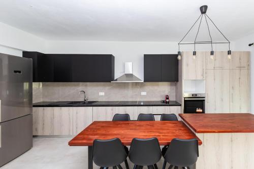 Rhodes City Center Apartments