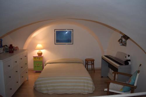 Terrace Flat in central Naples