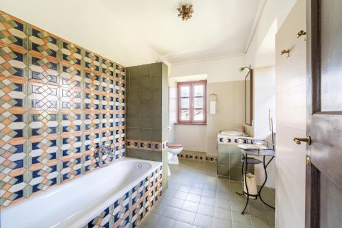 Vonios kambarys apgyvendinimo įstaigoje Villa Sanguigni