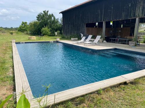 Maison à la campagne avec piscine privée et balnéo
