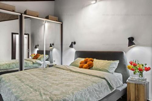 Postel nebo postele na pokoji v ubytování Green Luxury Villa