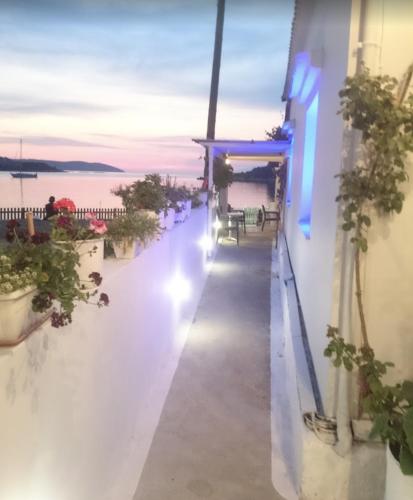 Balkoni atau teres di Caribia Kassiopi Apartment