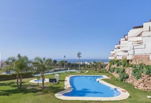 SHR044 Mar de Nerja Apartamento con piscina