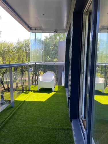 En hage utenfor Kuuse apartment