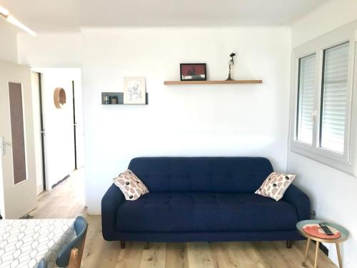 Ein Sitzbereich in der Unterkunft Direction Sud !