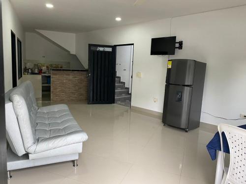 Kuchyň nebo kuchyňský kout v ubytování APARTAMENTO EN DORADAL A 12 minutos de Nápoles