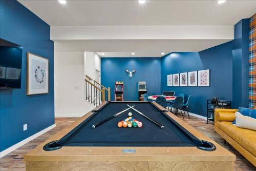 Gallery image of Mountain Retreat Haven-Hot Tub-Game Room in McGaheysville