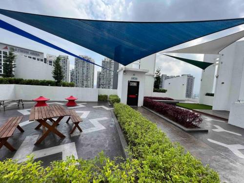 Κήπος έξω από το Bliss Cool Home 2Rooms 4Pax 1CarPark 24H7D Easy Self Access
