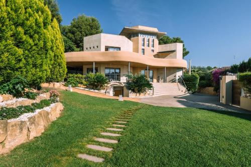 Κήπος έξω από το Lushville - Luxurious Villa with Pool in Valencia
