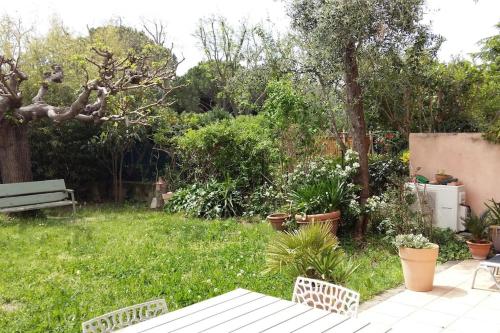 Hâvre de paix dans un écrin de verdure
