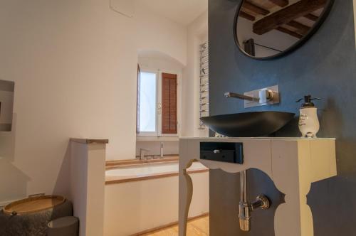 Η κουζίνα ή μικρή κουζίνα στο Umbrian Concierge - Villa Imbriani