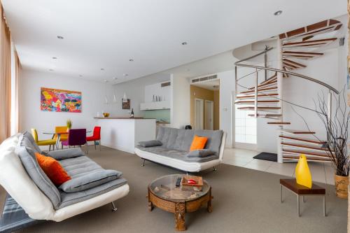 Χώρος καθιστικού στο Penthouse with Free PARKING and Free BIKES, wellness 8 min walk