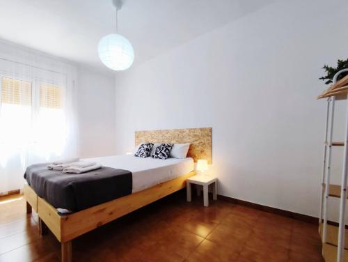 Gallery image of Amplio apartamento con terraza in Hospitalet de Llobregat