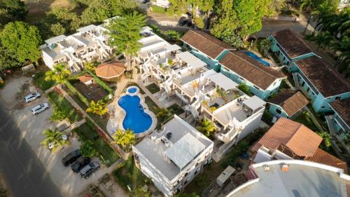 Pacific Pearl Ground Floor Unit Across The Beach