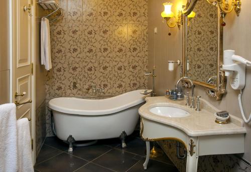 Koupelna v ubytování Limak Yalova Thermal Boutique Hotel