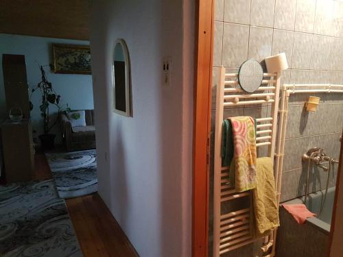 a room with a hallway with a towel rack at Subaša in Visoko