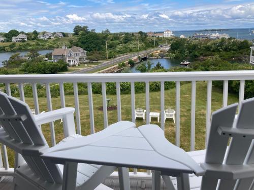 Payne's Harbor View Inn – Photos 5