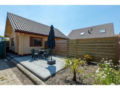 special accommodation in the heart of Westkapelle with the beach within walking distance
