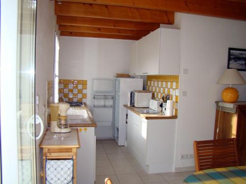 Photo de la galerie de l'établissement Élégante maison neuve à 1 km de la plage et côte sauvage, jardin, calme, tout confort - FR-1-418-32, à Bangor