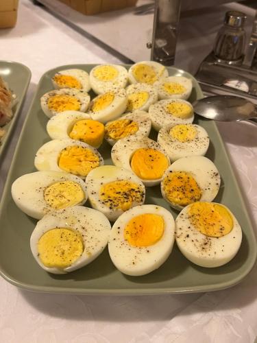 Makanan di atau berdekatan hotel