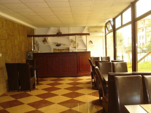 Kuchyň nebo kuchyňský kout v ubytování Hotel Hermes