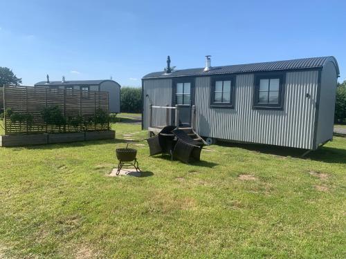 Springwood Shepherd Huts Glamping York photo 16
