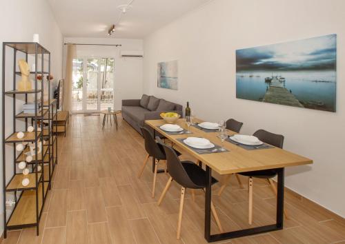 Beautiful apt near the sea by GHH