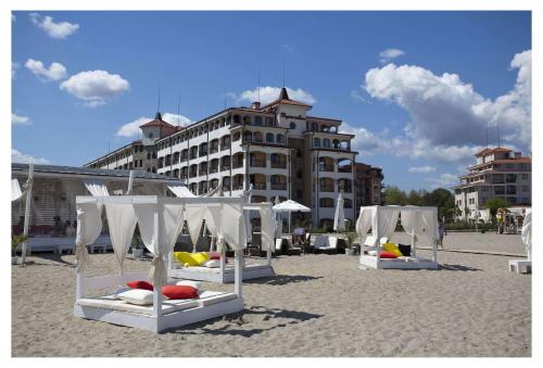 Gallery image of Aparthotel Regina Mare in Tsarevo