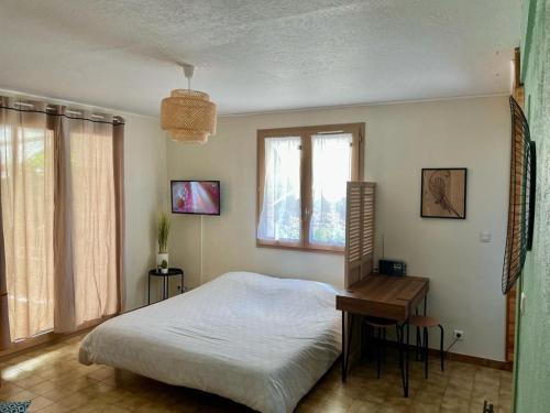 Fotografia z galérie ubytovania Studio - Gréoux les Bains v destinácii Gréoux-les-Bains