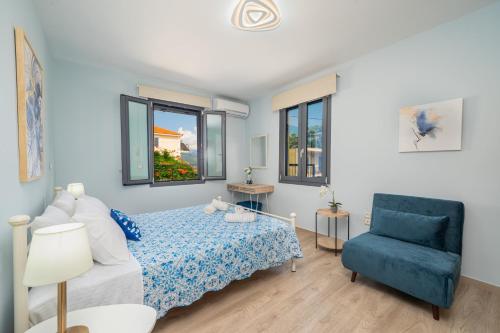 Frank's Place - Private Parking