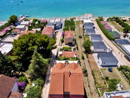 Gallery image of Apartments Villa SanMarino in Pakoštane