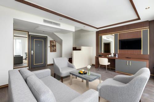 Premium Suite Room