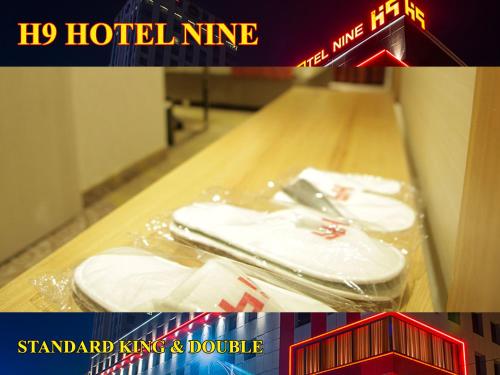 two pictures of a table with white napkins and avertisement at H9 Hotel Nine Ulaanbaatar in Ulaanbaatar