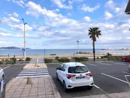 Photo de la galerie de l'établissement Studio bord de mer Cavalaire, à Cavalaire-sur-Mer