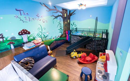 Χώρος καθιστικού στο Fun Kids B&B