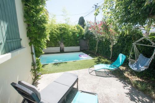 Photo de la galerie de l'établissement Maison Manon, Piscine - Clim - Jardin, à Arles