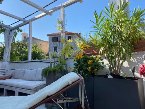 Budget Studio in Krk Old Town & Walk to Beach