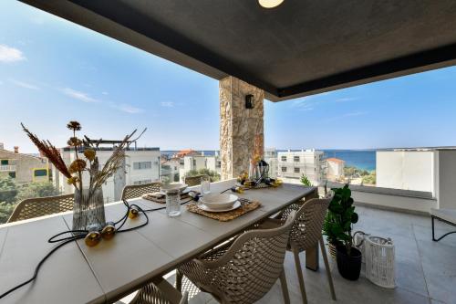 Mijatović holidays Sunset Villa Mandre min 4 nights stay