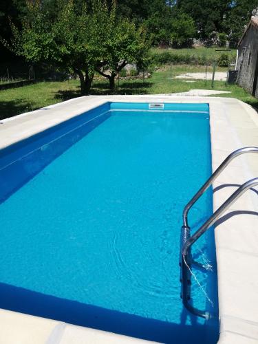 Villa de campagne avec piscine privé proximité Ardèche