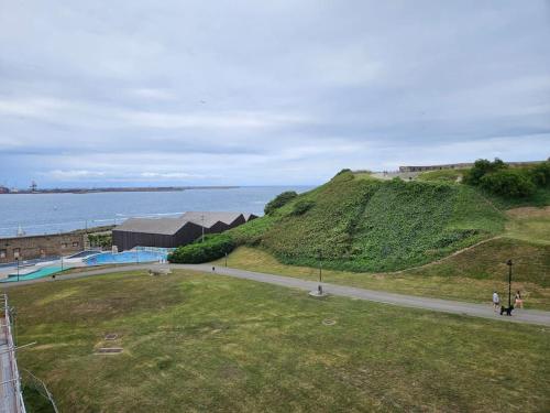 188A Cimadevilla verde y mar by R2R Consulting